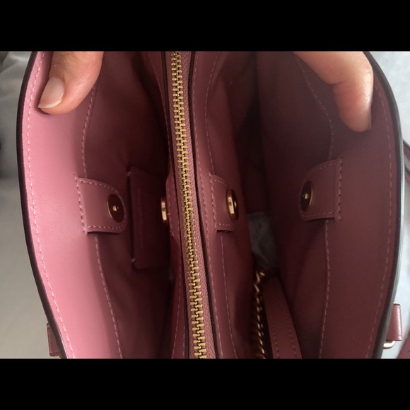 ✨NWT✨Coach Satchel Crossbody Brown Strawberry Pink - Picture 6 of 7